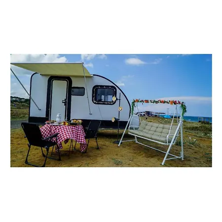 Huzurlu Bir Tatil - Caravan Serenity Domali